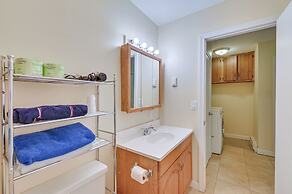 Lake George Townhome w/ Deck: 2 Mi to The Outlets!