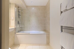 The Enfield Sanctuary - Modern 1bdr Flat With Balcony