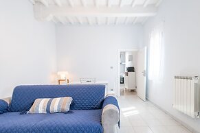 Sea Foam House in Livorno