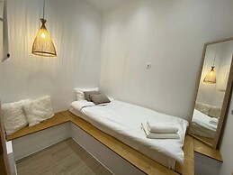 Home Sweet Home -at033