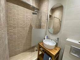 Home Sweet Home -at033