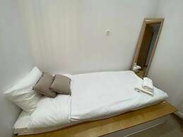 Home Sweet Home -at033