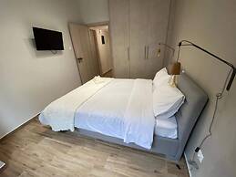 About Love Apartment- At015