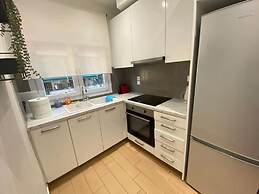 Utopia Apartment- At019