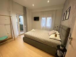 Utopia Apartment- At019