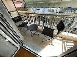 Nature House - At093