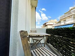 Happy Place -- At042