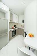 Bubbles Apartment- At002