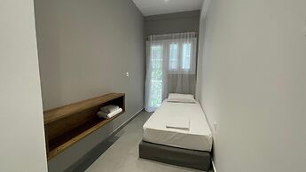 Eunoia Apartment - At062