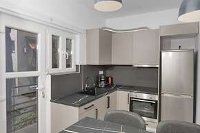 Euphoria Apartment - At030