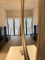 Embassy Apartment - I1