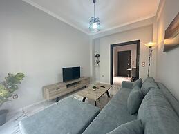 Red Roses Apartment - At083