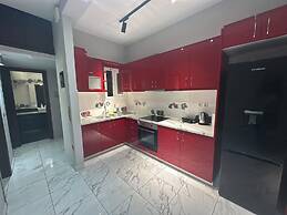 Red Roses Apartment - At083