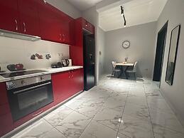 Red Roses Apartment - At083