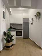 Lovely Apartment- At017