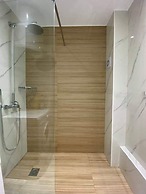 Lovely Apartment- At017