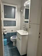 Central Apartment - At086