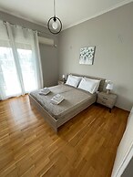 Charming Apartment - At085