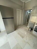 Charming Apartment - At085