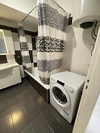 Charming Apartment - At085