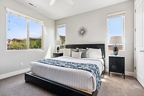 Grand Elite Retreat 16 Bedroom Home