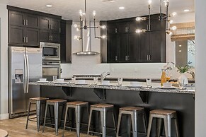 Grand Elite Retreat 16 Bedroom Home