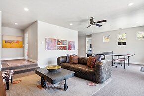 Grand Elite Retreat 16 Bedroom Home