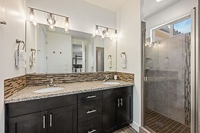 Grand Elite Retreat 16 Bedroom Home