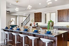 Grand Elite Retreat 16 Bedroom Home