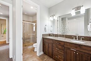 Grand Elite Retreat 16 Bedroom Home