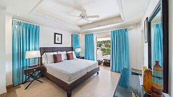 Smugglers Cove by Blue Sky Luxury