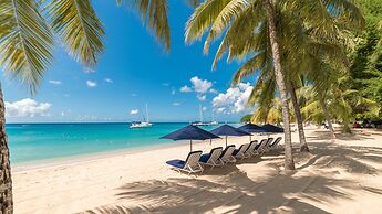 Smugglers Cove by Blue Sky Luxury
