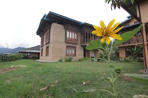 Spirit Village Lodge