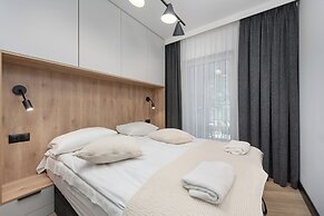 Apartment With AC by Renters Prestige