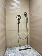 Frezya - Exclusively Woman