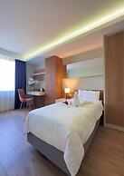 Frezya - Exclusively Woman