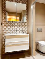 Frezya - Exclusively Woman