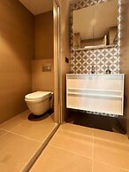 Frezya - Exclusively Woman