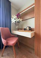 Frezya - Exclusively Woman