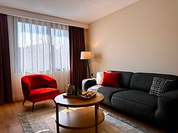 Frezya - Exclusively Woman