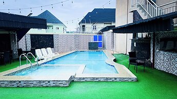 Mo-House Hotels and Events Centre
