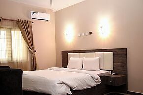 Mo-House Hotels and Events Centre