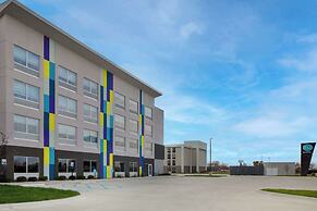 Tru By Hilton Anderson