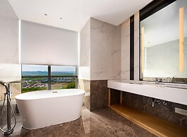 Hilton Garden Inn Fenyang Yulongwan