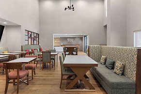 Hampton Inn & Suites Orangeville, On