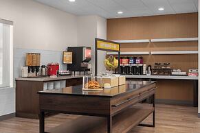 Hampton Inn & Suites Orangeville, On