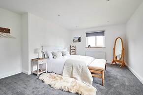 Host Stay Trem Y Cwm