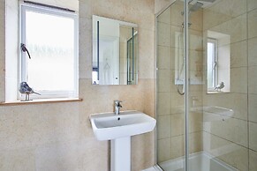 Host Stay Trem Y Cwm