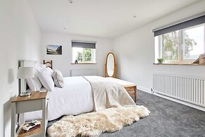 Host Stay Trem Y Cwm