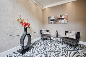 Host Stay Mayford Studio